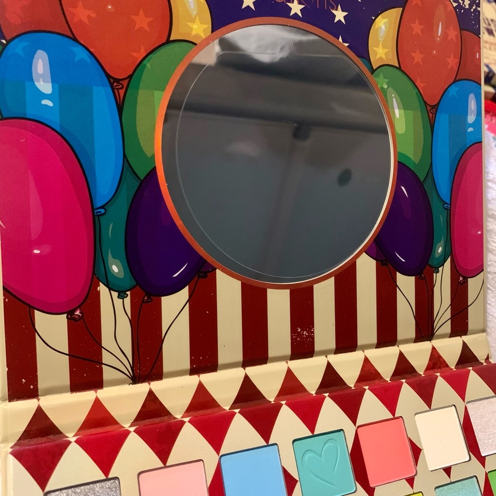 NWT Beauty Creations Remi Circus Clown Palette - Picture 10 of 15